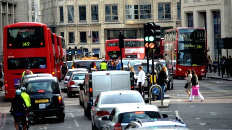 Automatic cars and more easy to drive in the city